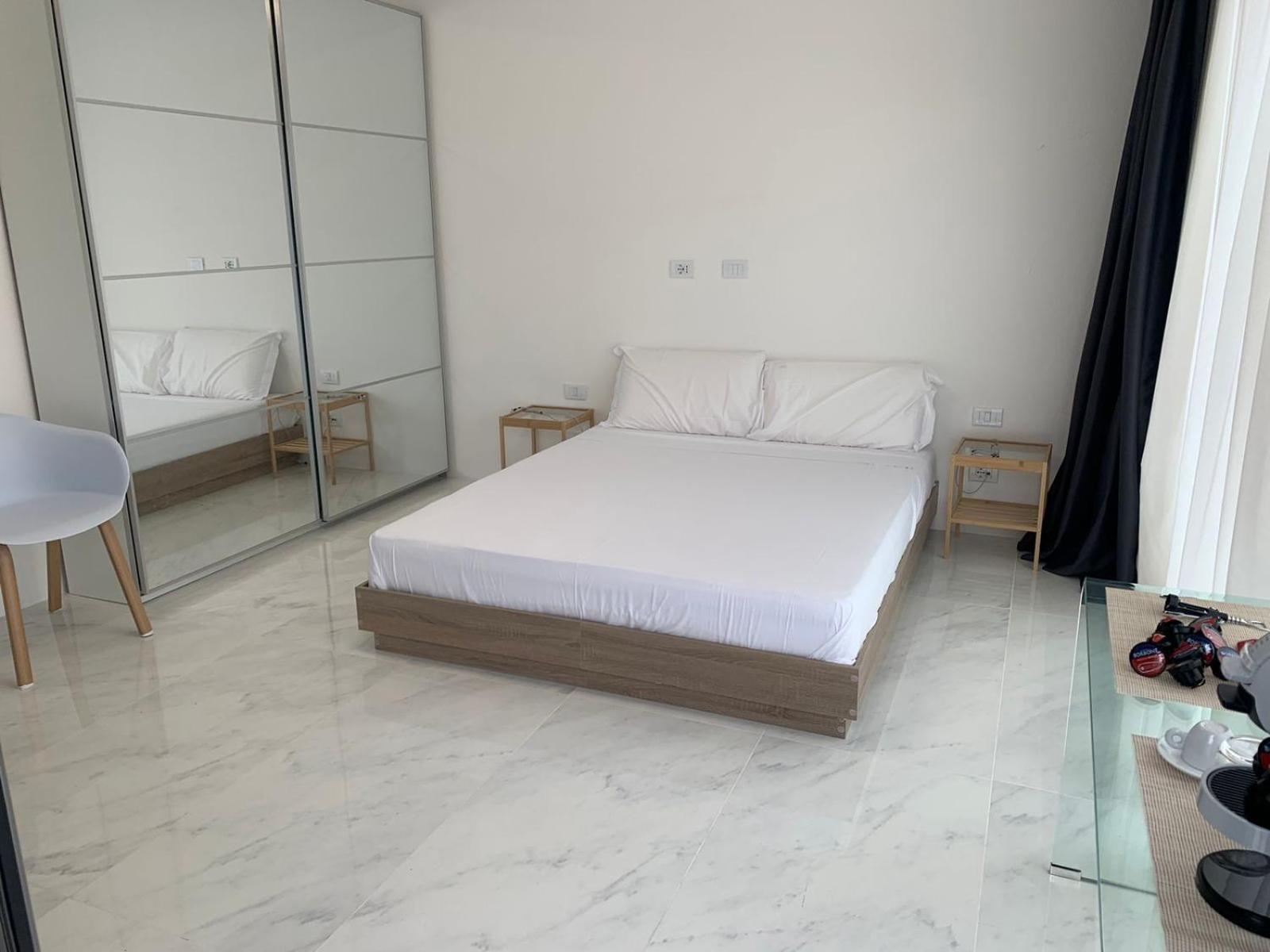 Smart Luxury Suites & Apartments Орозеи Номер фото